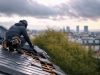 Intervention rapide d’un couvreur à Boulogne-Billancourt après une tempête dévastatrice